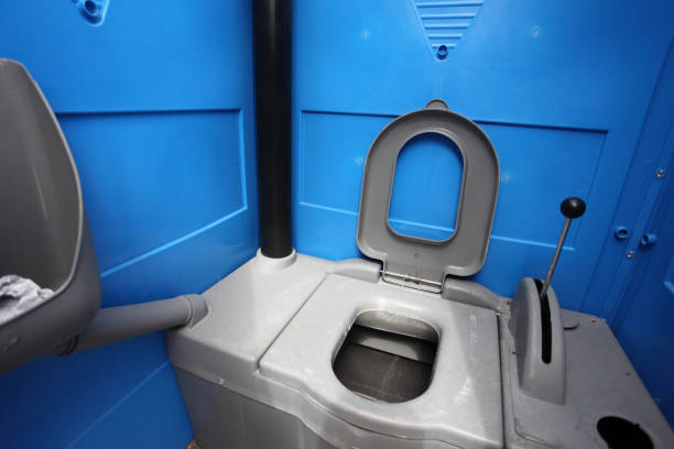 Best Deluxe Portable Toilet Rental  in Waterloo, WI